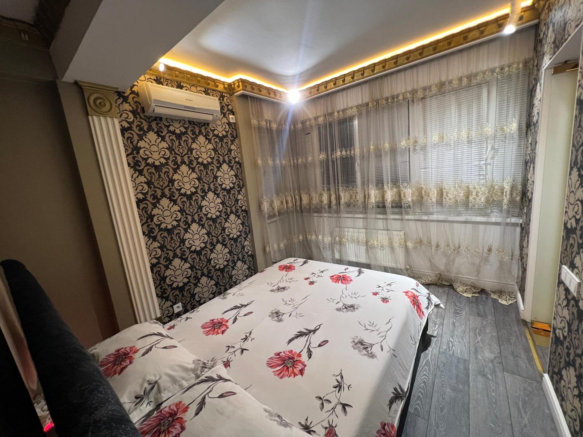 2 Bedrooms Heart Of City Center تشيسيناو المظهر الخارجي الصورة