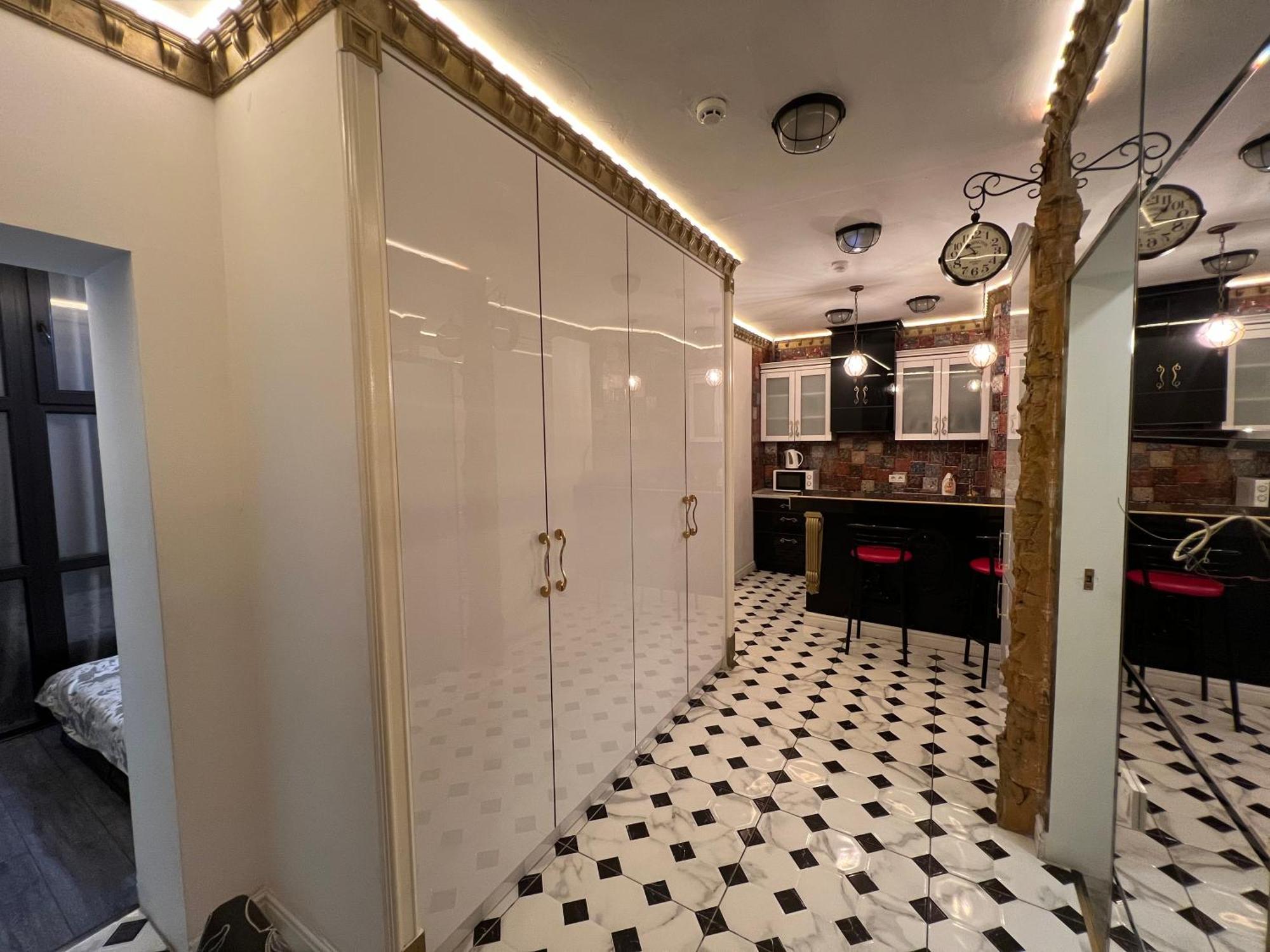 2 Bedrooms Heart Of City Center تشيسيناو المظهر الخارجي الصورة