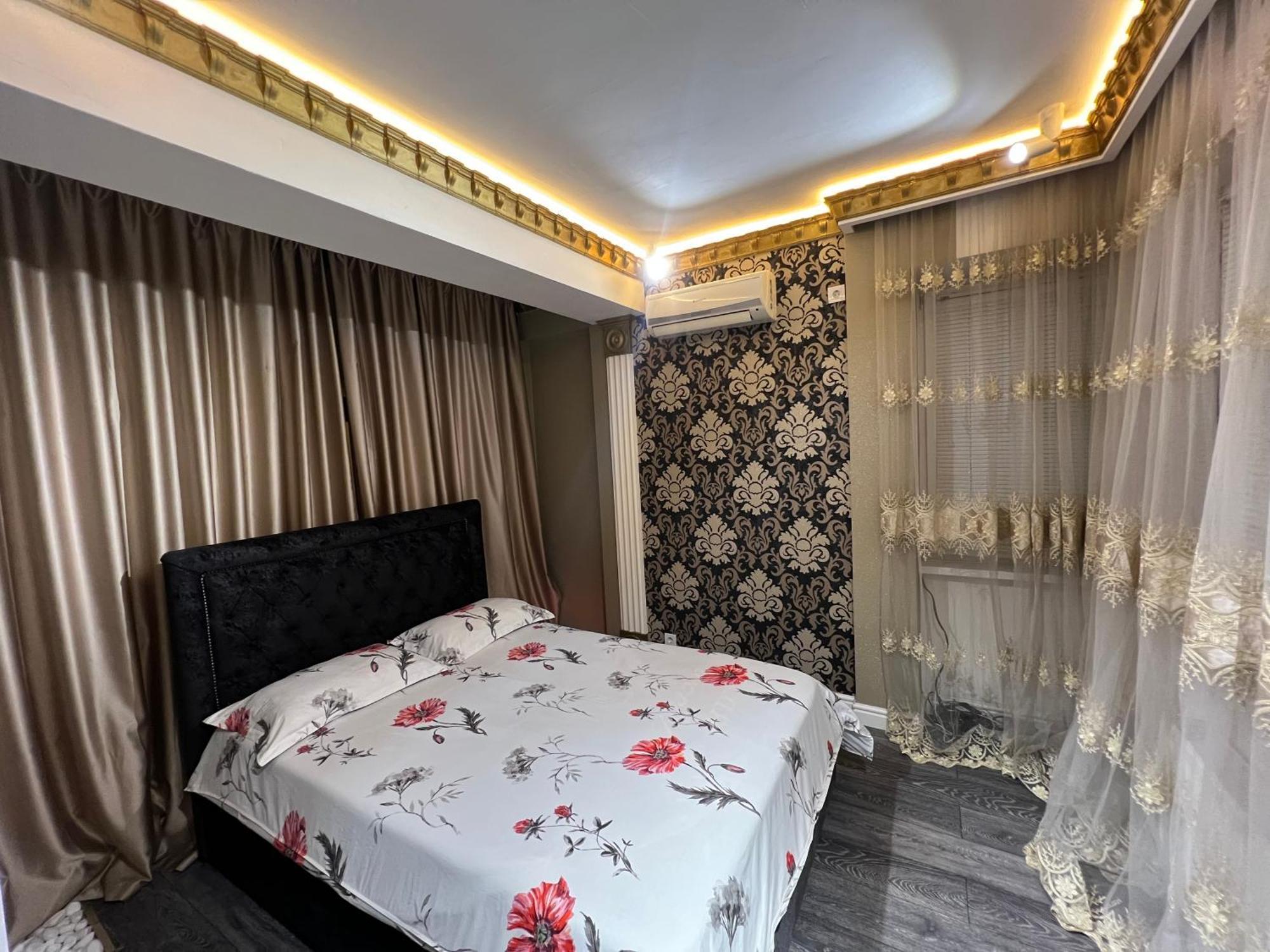 2 Bedrooms Heart Of City Center تشيسيناو المظهر الخارجي الصورة