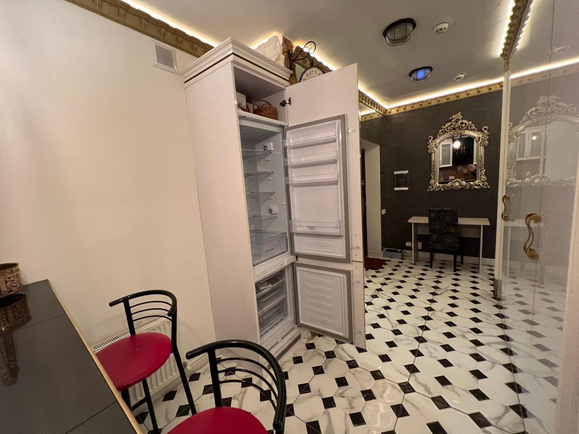 2 Bedrooms Heart Of City Center تشيسيناو المظهر الخارجي الصورة