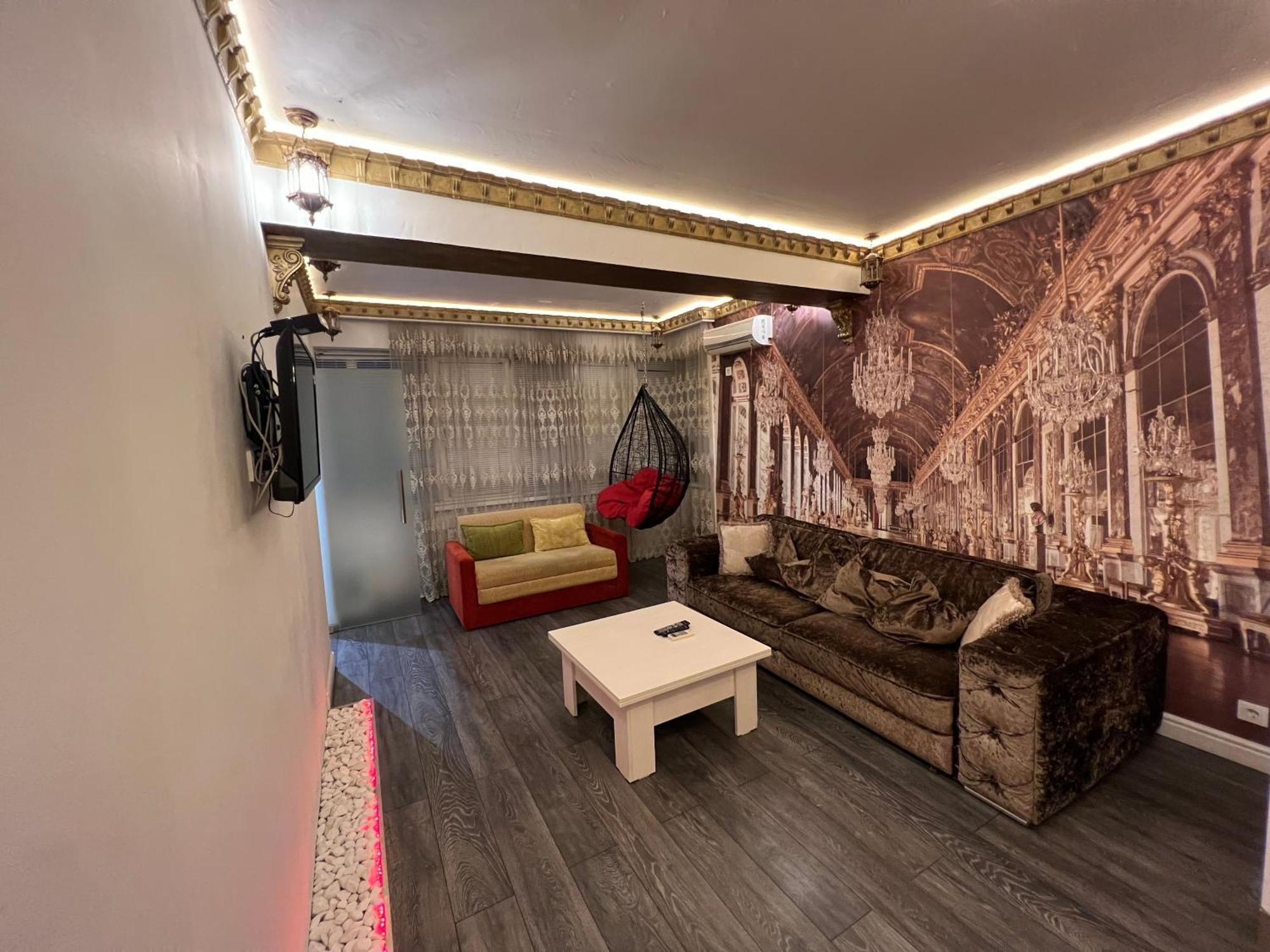 2 Bedrooms Heart Of City Center تشيسيناو المظهر الخارجي الصورة